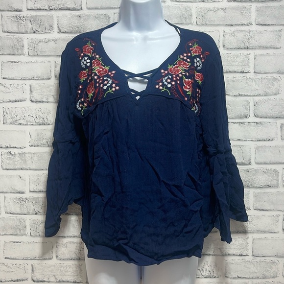 Miss Me BoHo Embroidered Bell Sleeve Blouse Small - Picture 1 of 10